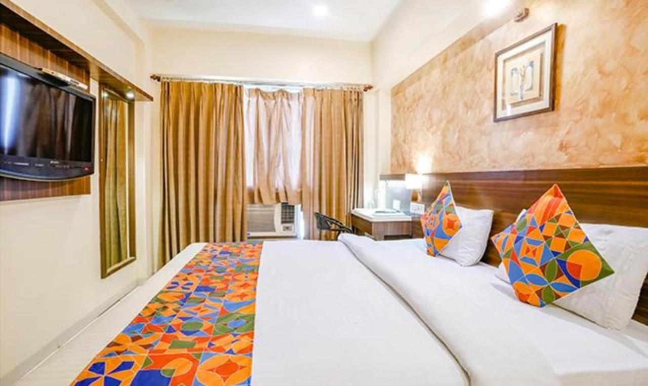 Srikrishna Paradise Hotel Thane Navi Mumbai エクステリア 写真