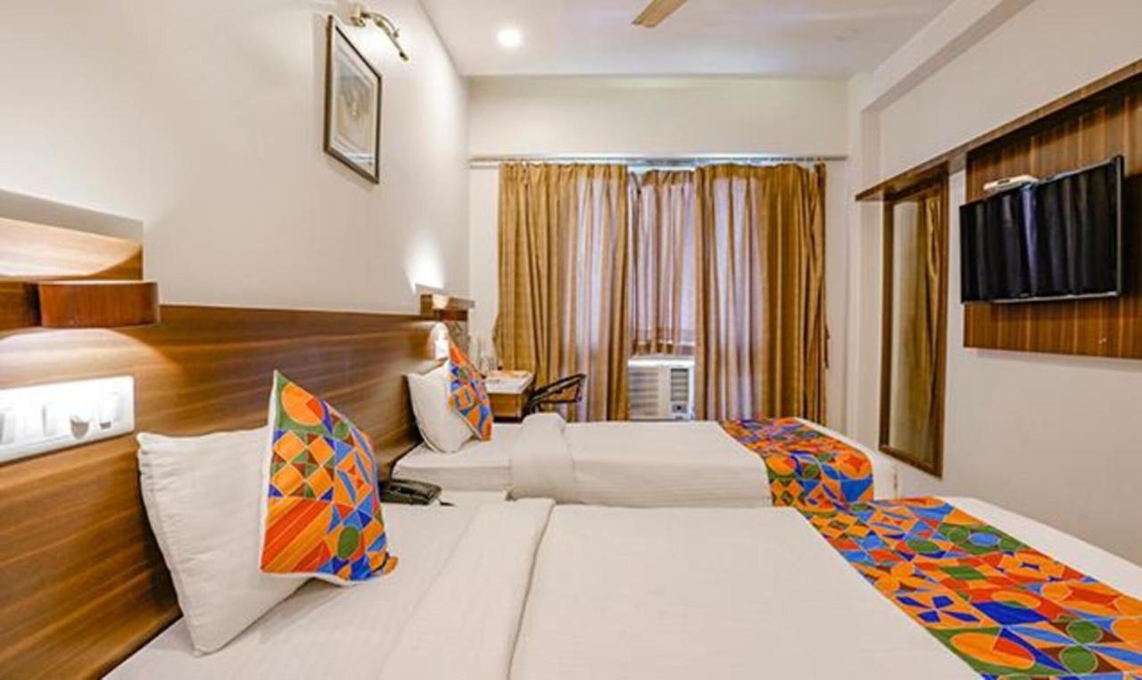Srikrishna Paradise Hotel Thane Navi Mumbai エクステリア 写真