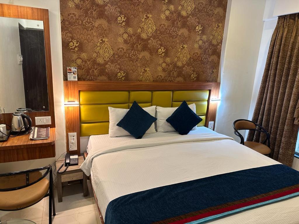 Srikrishna Paradise Hotel Thane Navi Mumbai エクステリア 写真